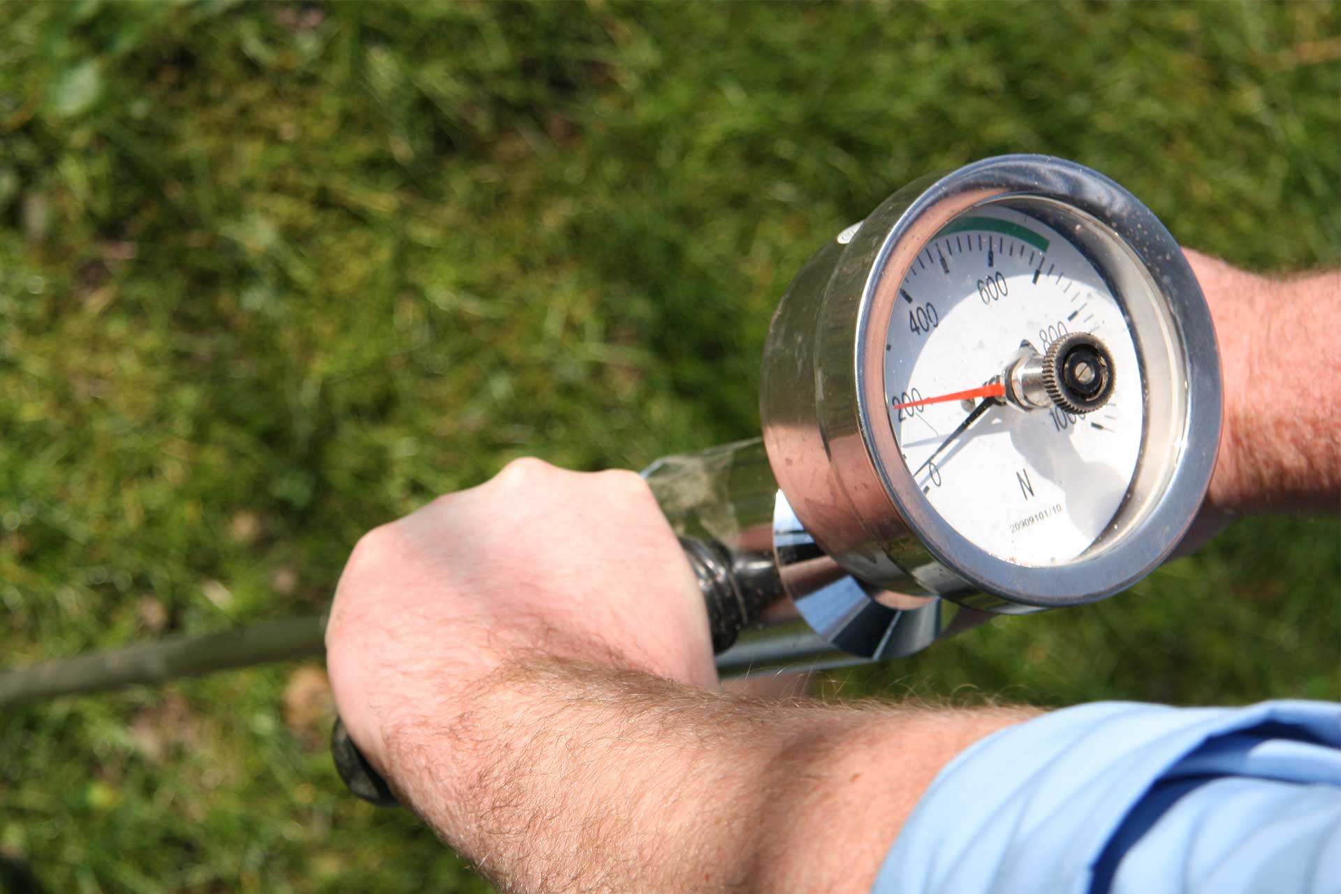 Using the Empire United hand penetrometer